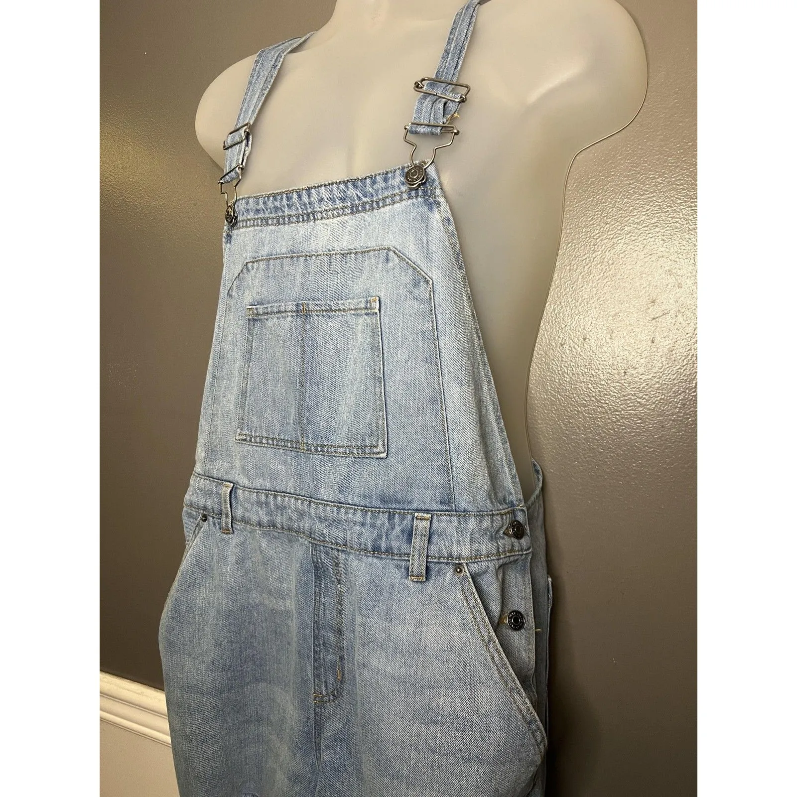 Wild Fable Overalls Womens Large Light Wash Denim Bib Distressed Ripped Jeans - Image 6