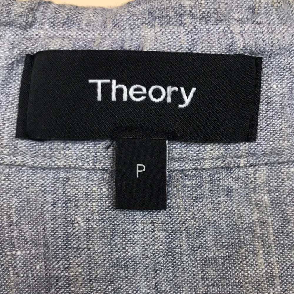 Theory Women’s Classic Eco Sharkskin Linen Blend Button-Up Short Sleeve Shirt - Image 7