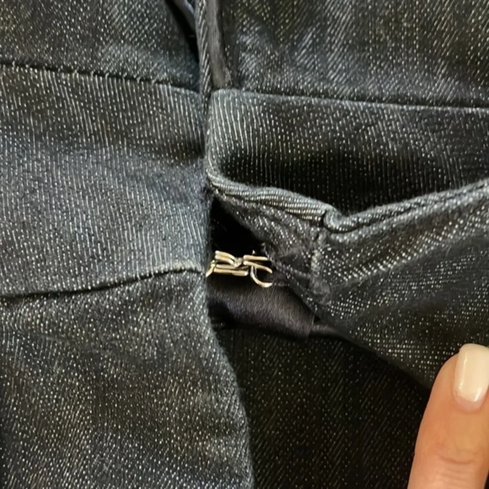 Guess Denim Lined 3/4 Sleeve Blazer - Image 9