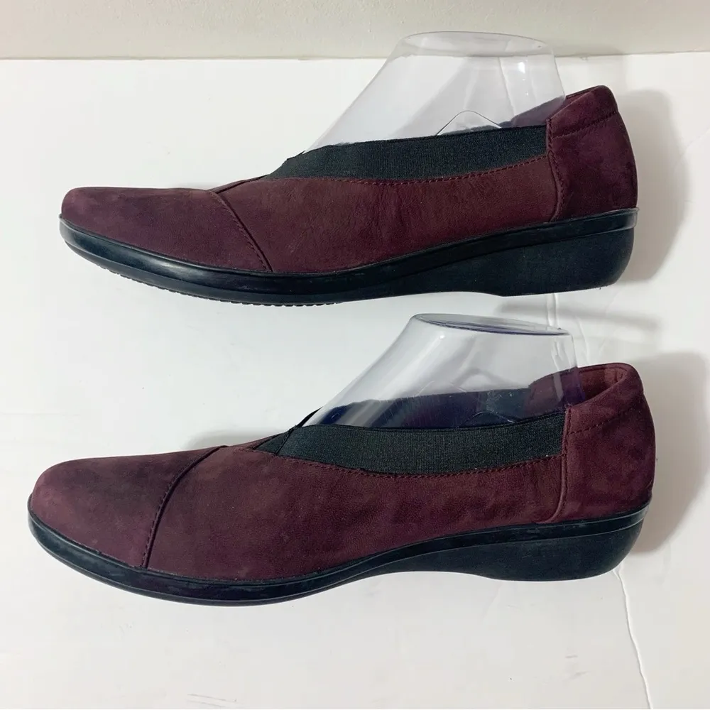 EUC  Collection Everlay Eve Aubergine Suede Slip On Wedge Loafer Size 10M - Image 9