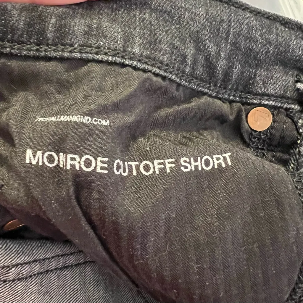 7 for all Mankind Monroe Cut Off Short Eclipse Black 25 - Image 13