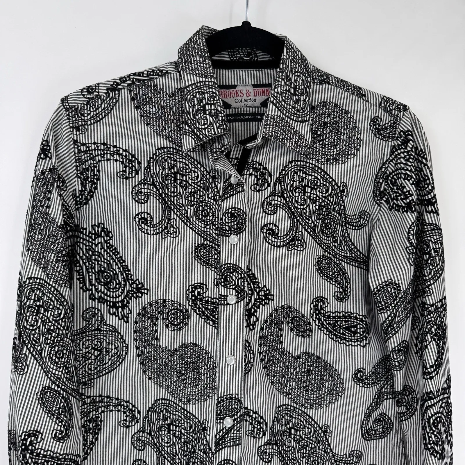 Vintage Brooks & Dunn Pearl Snap Shirt Womens Medium Black Velvet Paisley - Image 2