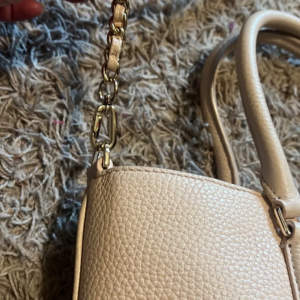 Tory Burch Thea Small Convertible Tote in Sweet Melon - Image 5