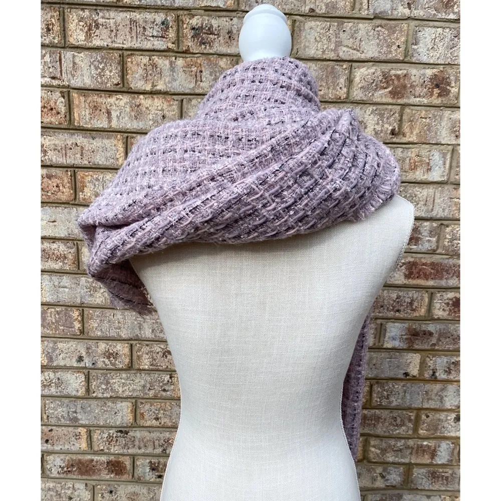 NWT Echo Lilac Lurex Tweed Wrap Scarf Purple - Image 7