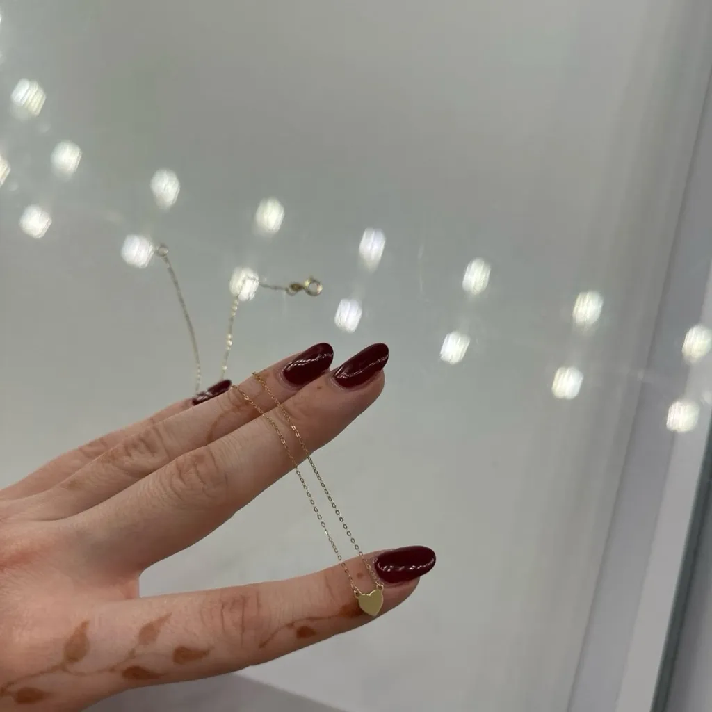 Gold Heart Pendant Necklace - Image 2