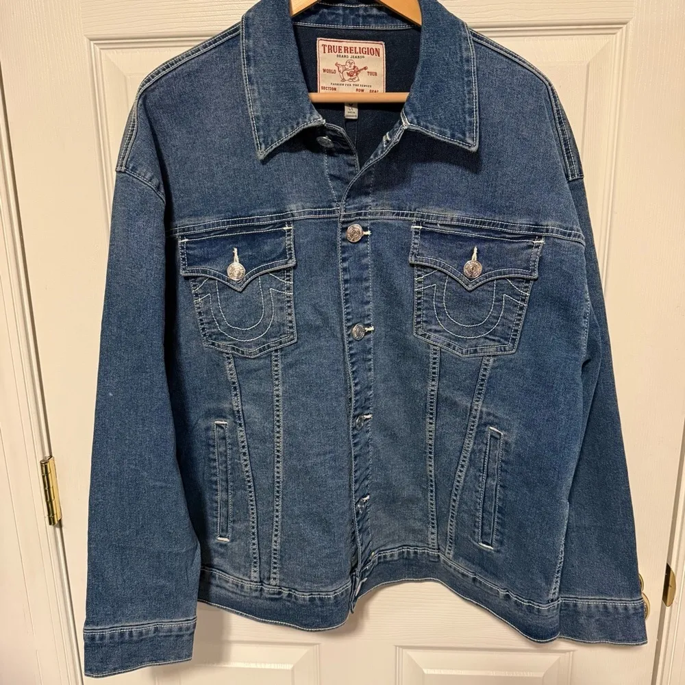 NWT True Religion Oversized Denim Metallic Logo Jacket - Image 4