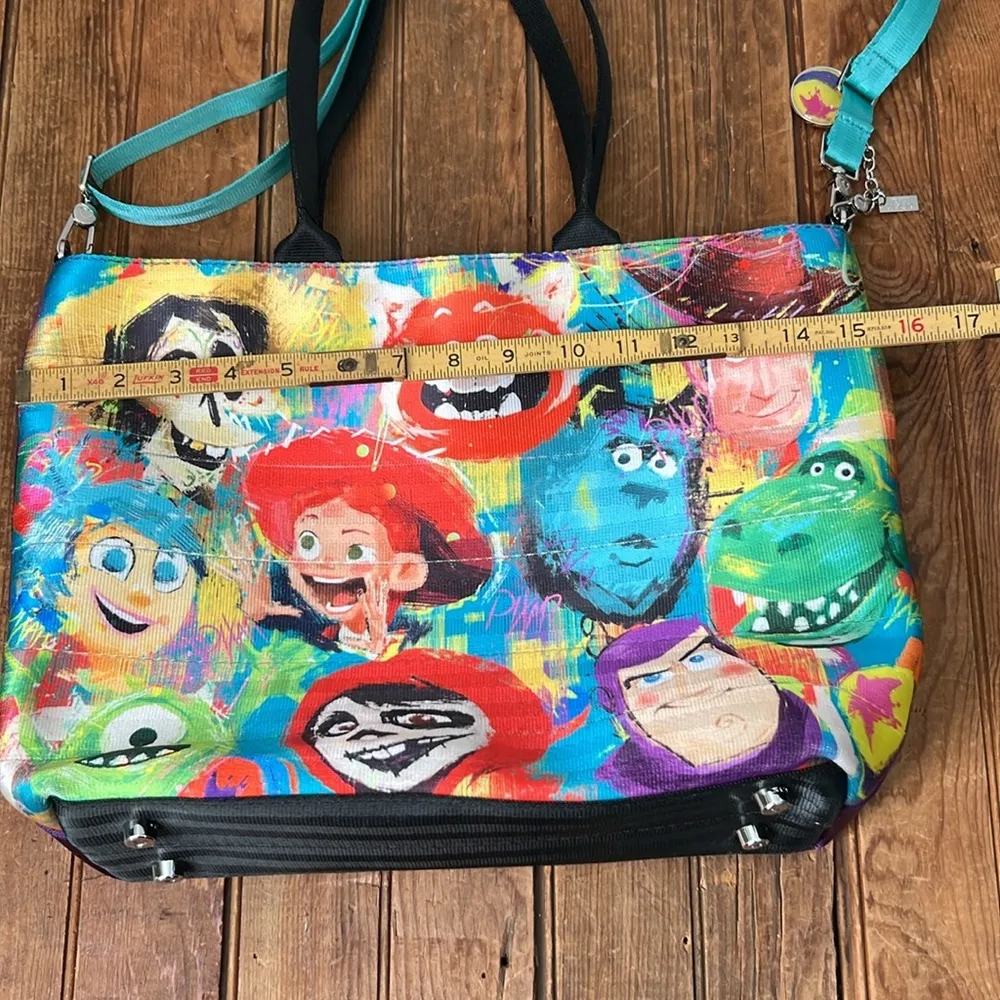 Disney Pixar Toy Story Harvey’s med crossbody tote Bag like new - Image 9