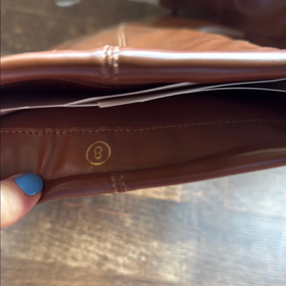 Elegant Brown Leather Women's Boots - Image 9