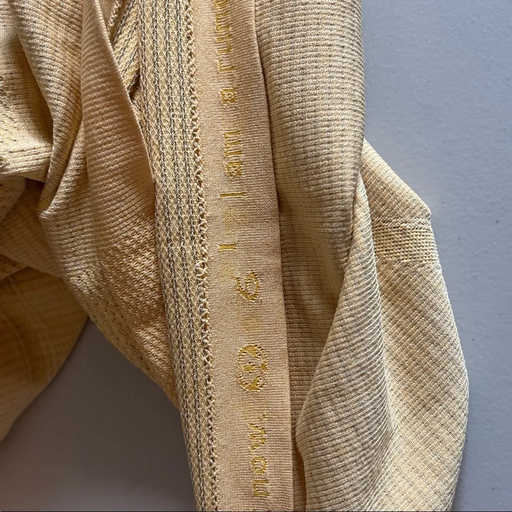 Lululemon Swiftly Tech Short Sleeve Yellow Size 6 *Good/fair condiiton - Image 6