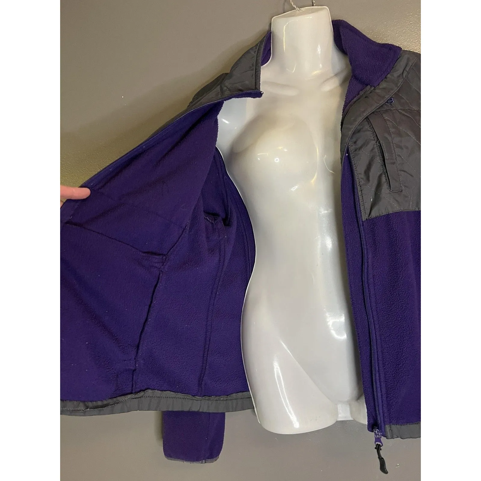CB Sports Jacket Womens Large Purple Gray Fleece Quilted Full Zip Outdoor - Image 8