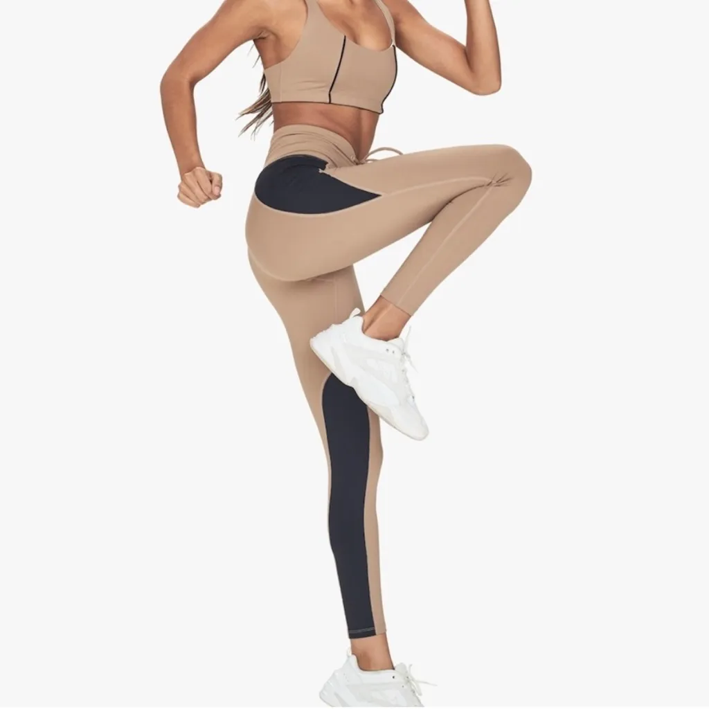 YEAR OF OURS Color Blocked Football Lace Up Leggings Women’s Large EUC Black - Image 2