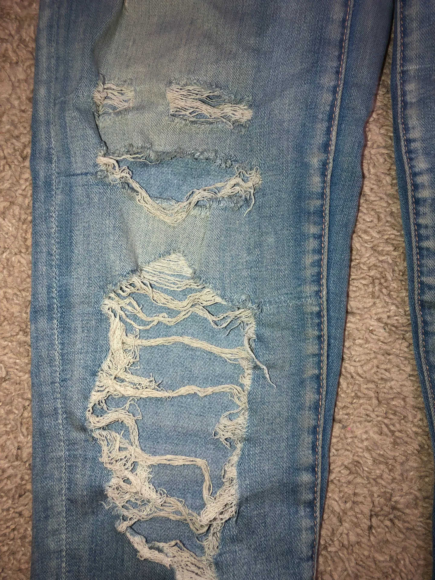 American Eagle Jeans - Image 3