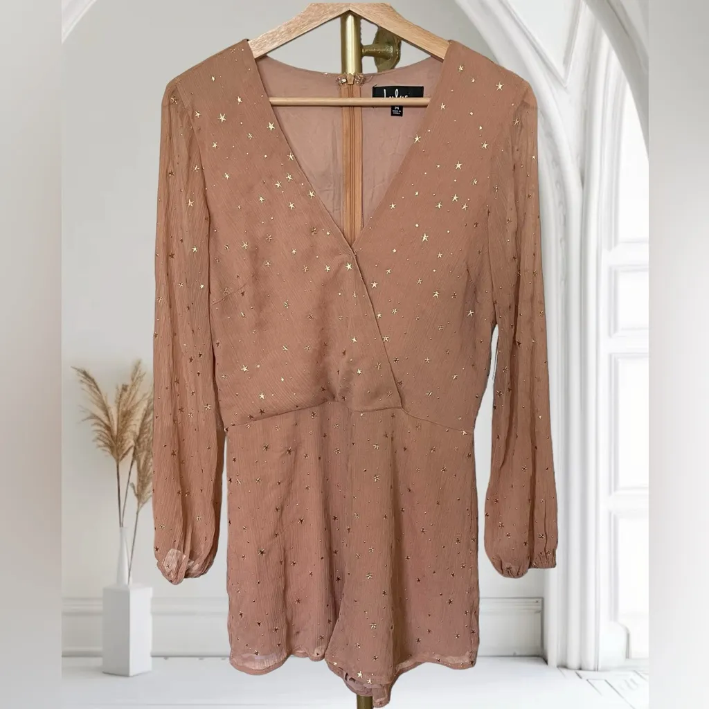 NWT Whimsical Dreams Blush Star Print Surplice Romper M - Image 2