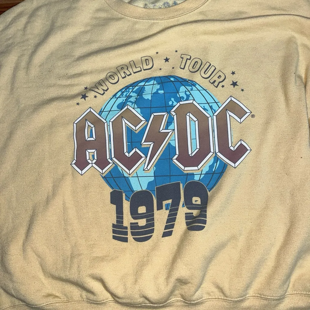 AC/DC Yellow World Tour Sweatshirt - Image 2