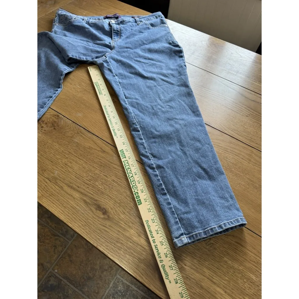 Gloria Vanderbilt Women Size 16W Amanda Jeans Short Casual Comfort Classic City - Image 7