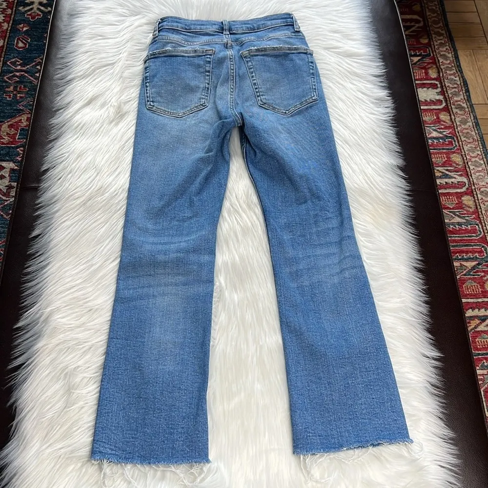The Bootcut Cropped Jeans - Image 7