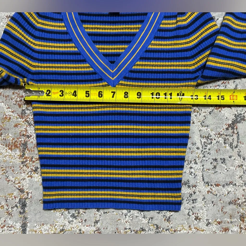 BDG Blue and Yellow Addison V Neck Ribbed Knit stretch shirt size Medium - Image 8