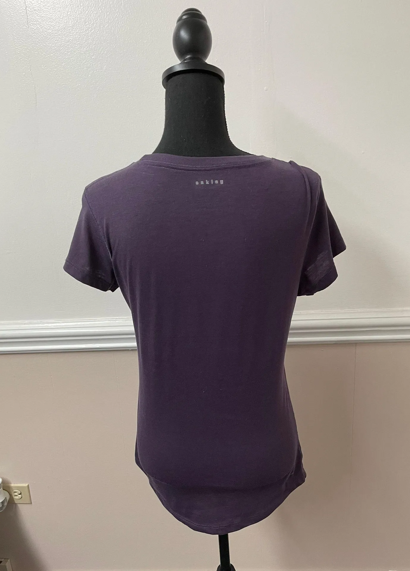 Oakley Tee Shirt - Image 2