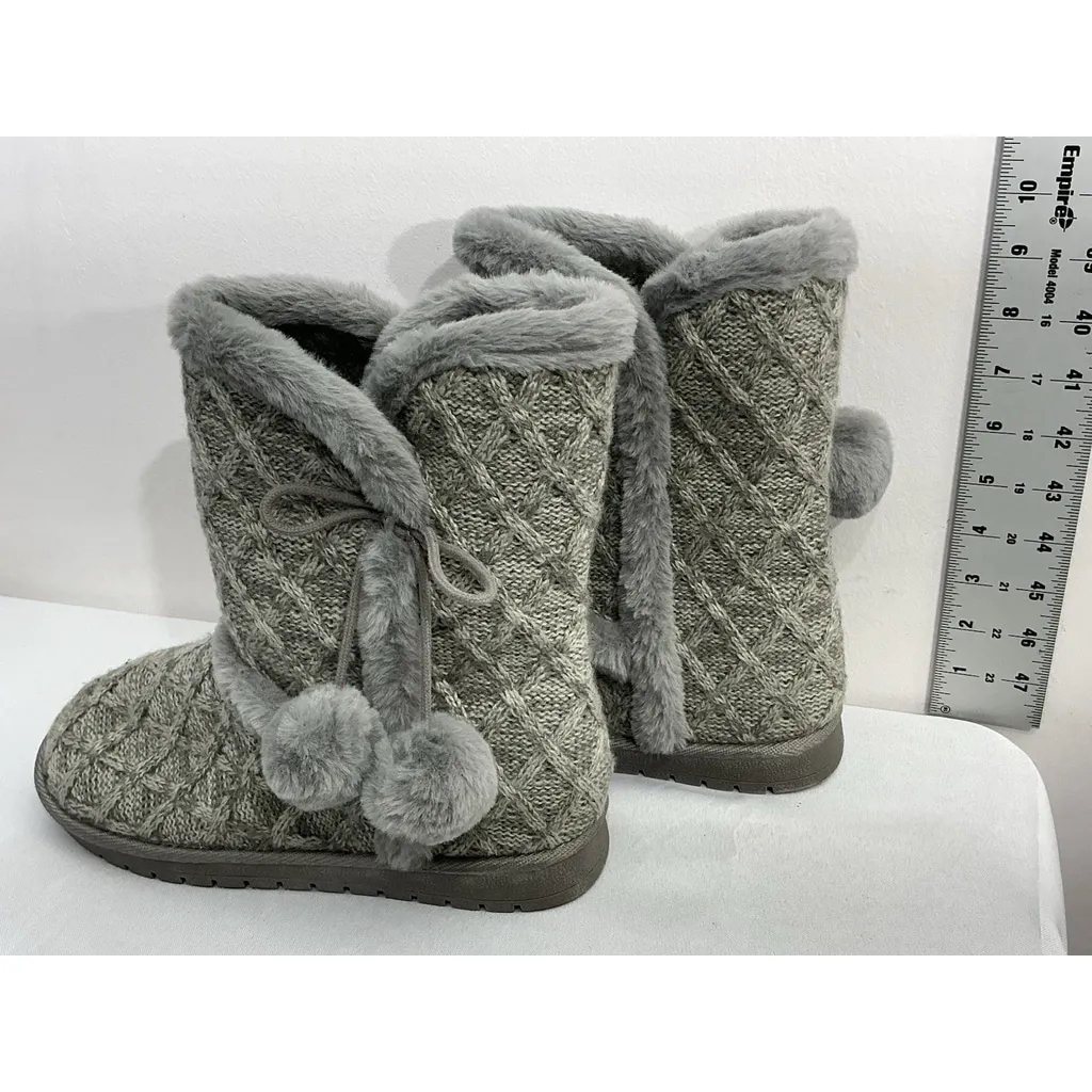 Womans Idina Knit Slip On Sweater Boot Slippers 8 Gray Lined Pom Poms NWOT - Image 4