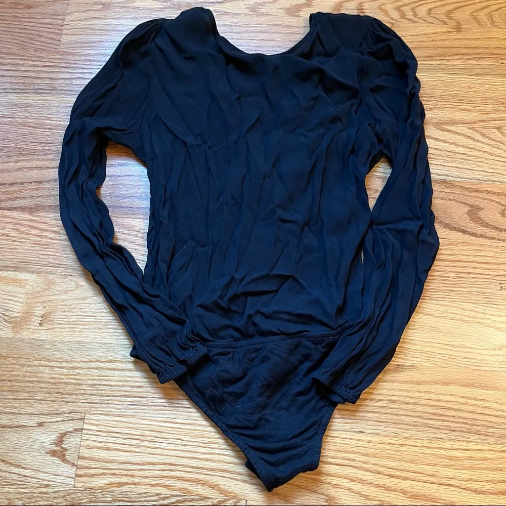 Lovers + Friends black long sleeved bodysuit size small - Image 3