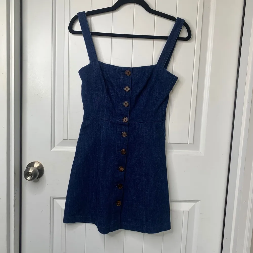 Revolve‎ capulet dark wash denim button front sheath dress size small summer - Image 3