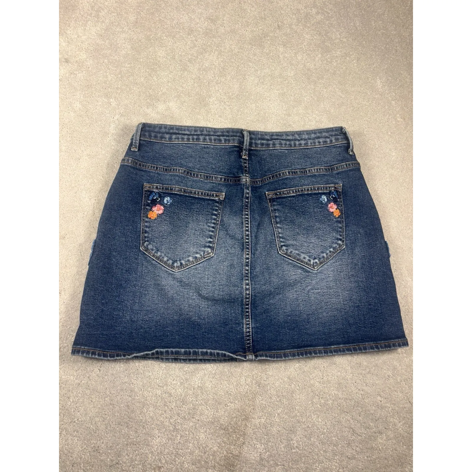 Free People Driftwood Leah Denim Floral Mini Skirt Size 30‎ in Butterfly Effect - Image 6