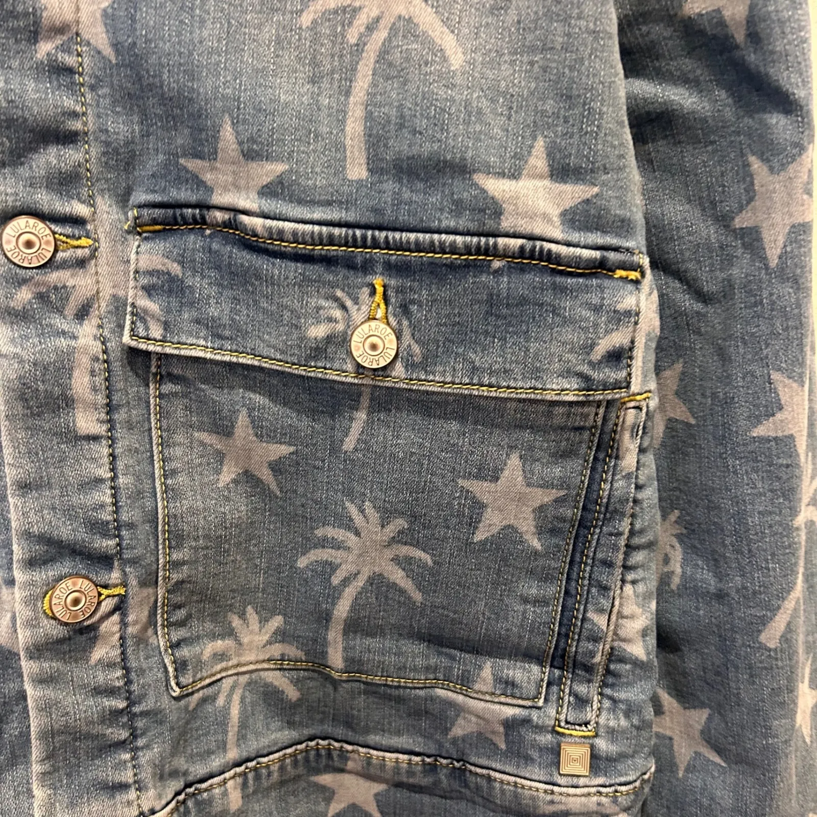 LuLaRoe Denim Jacket Kenny 2‎ XL Stars & Palm Trees Jean Stretch Beach Classic - Image 7