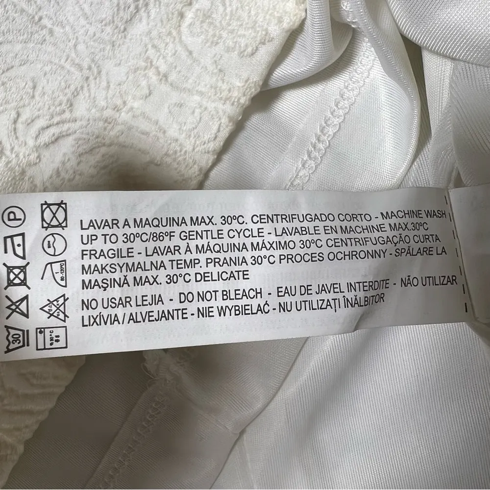 Zara White Textured Back Zip Dress - Image 13