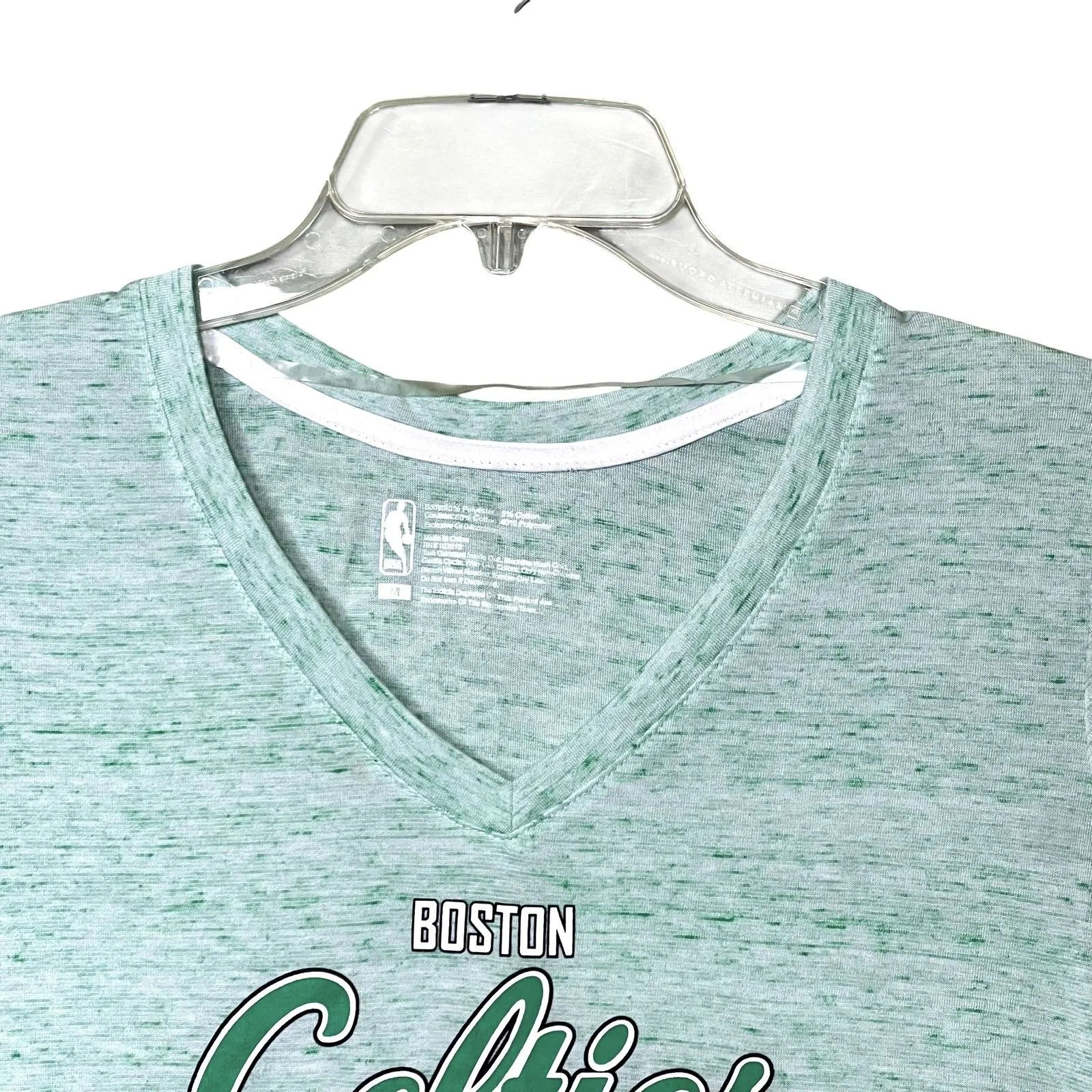 NBA Boston Celtics Shirt Womens Medium Green NBA Basketball V Neck Short Sleeve - Image 7