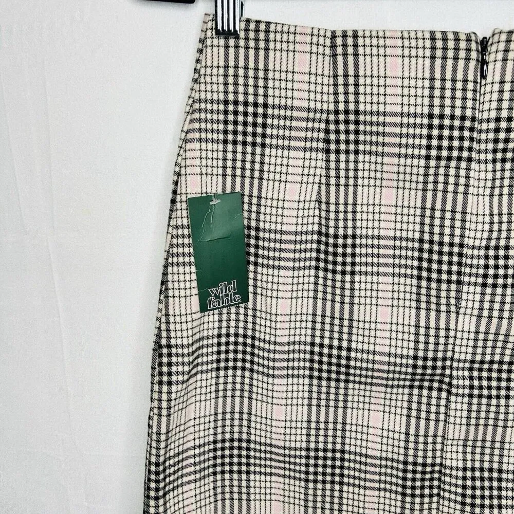 Wild Fable Mini Skirt Women's Preppy School Girl Sz 8 Pink Black Plaid Slit NWT - Image 4