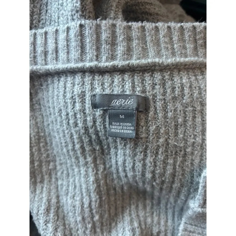 Aerie Light Grey Long Sleeve V Neck Sweater - Image 5