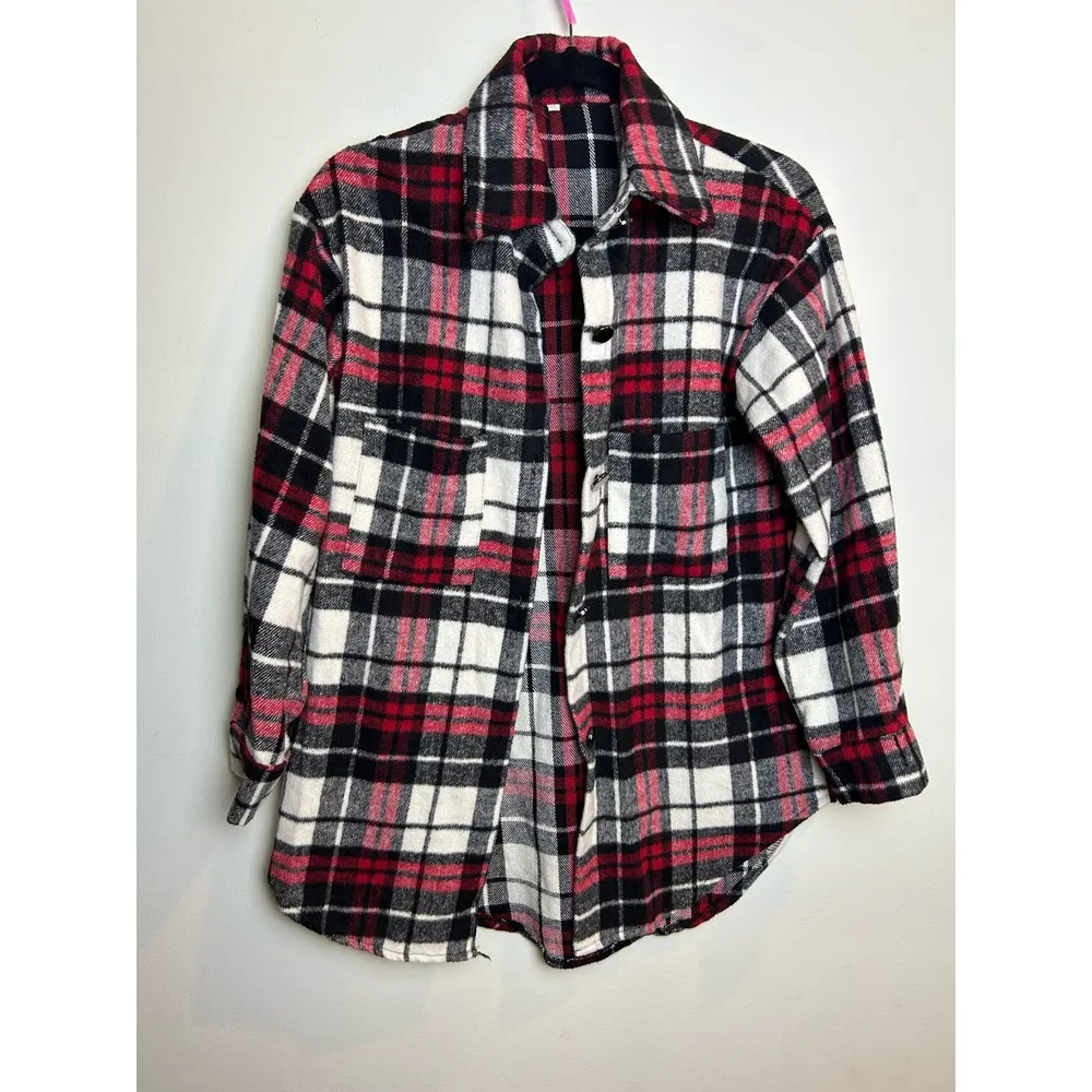 Boutique Shacket Womens Small Red & White Button-up Fall Winter - Image 2
