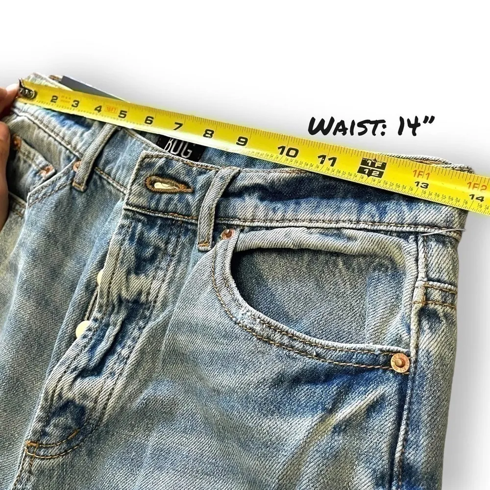 NWT BDG Urban Outfitters Distressed Slim Straight Light Wash Jeans - Size 28 - Image 5