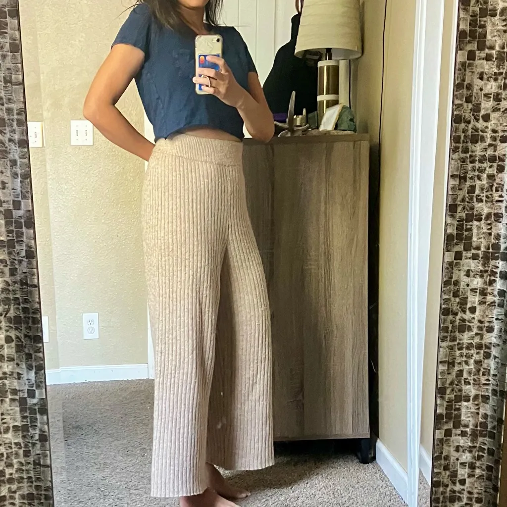 H&M wide leg pants - Image 3