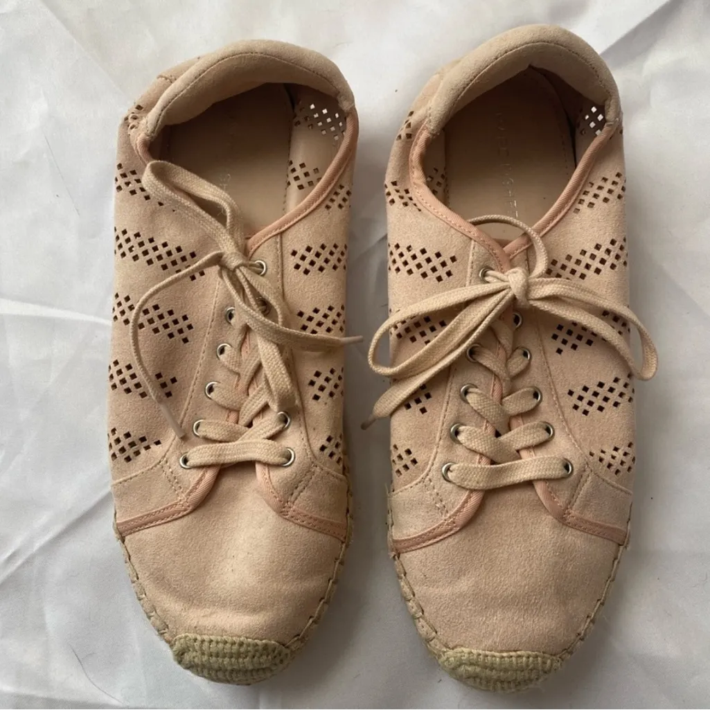 Marc Fisher Light Pink Espadrilles Sneakers Size 8.5 - Image 2