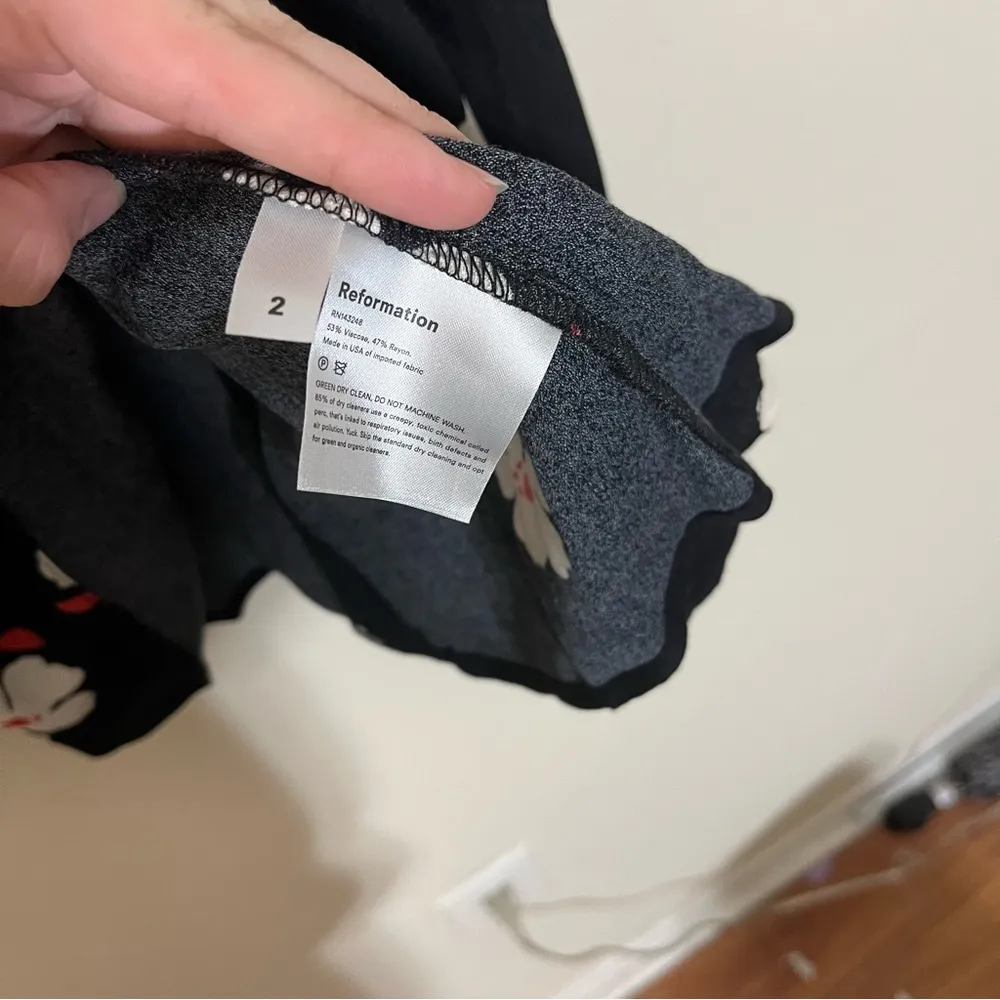 Reformation Sarah Mini Dress Black Red White Floral Size 2 - Image 4