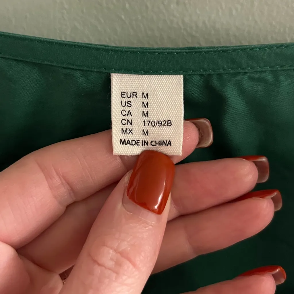 Green Tie-Front Long Sleeve Going Out Crop Top - Image 8