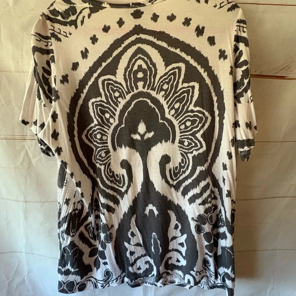 INC International Concepts Women's Black and White Blouse size 2X - Image 2