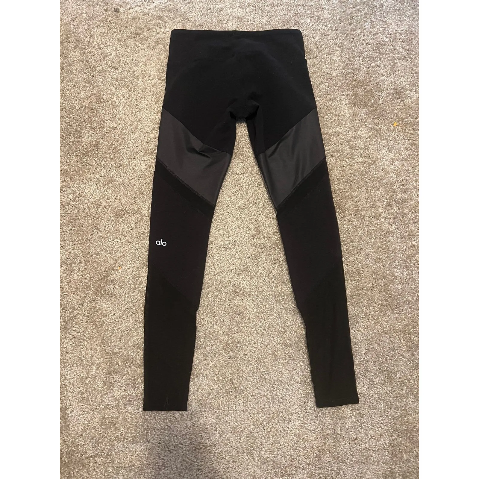 Alo Yoga Sold🚨 mesh‎ panel legging - Image 4