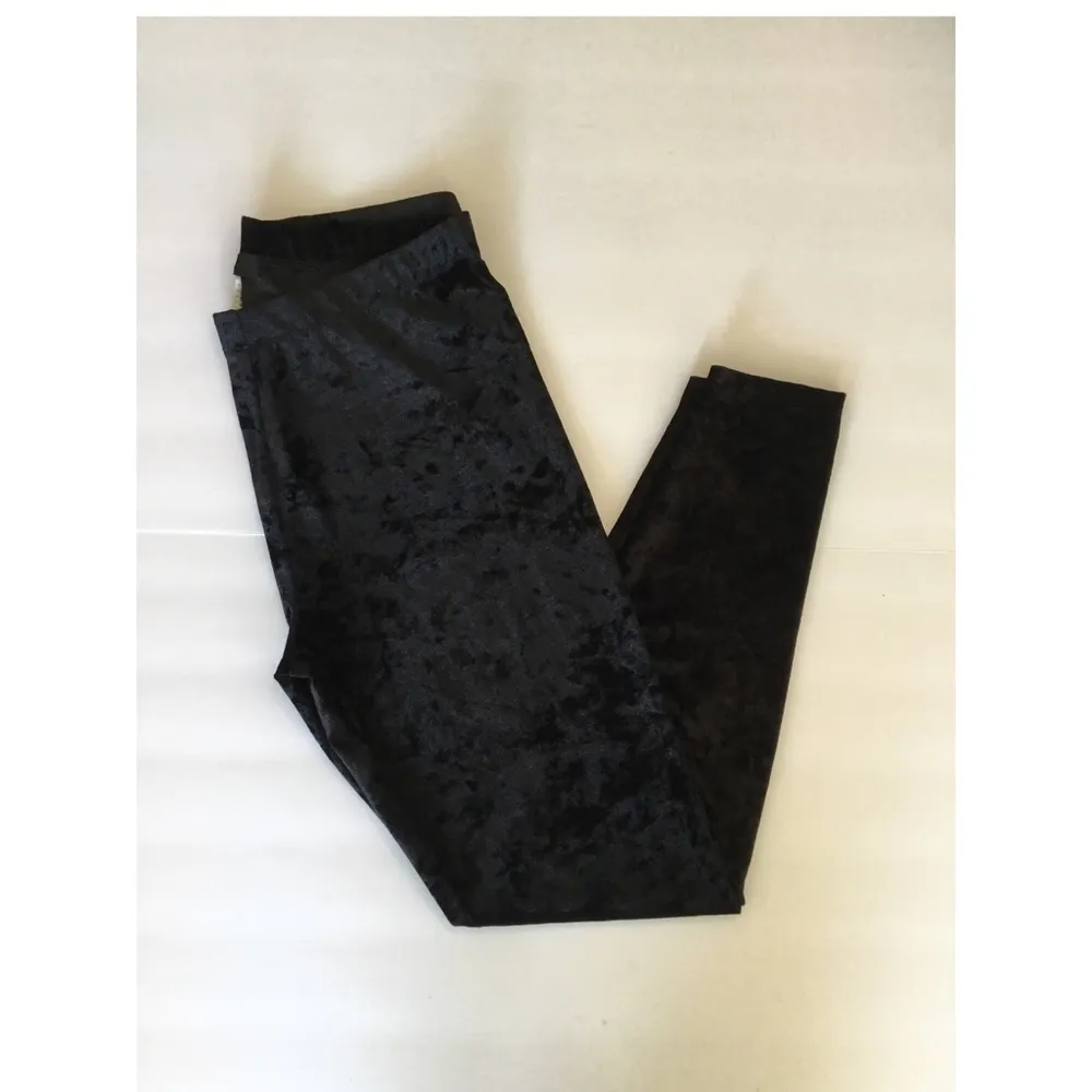 Forever 21+ Black Crushed Velvet Leggings Sz 0X Women - Image 5