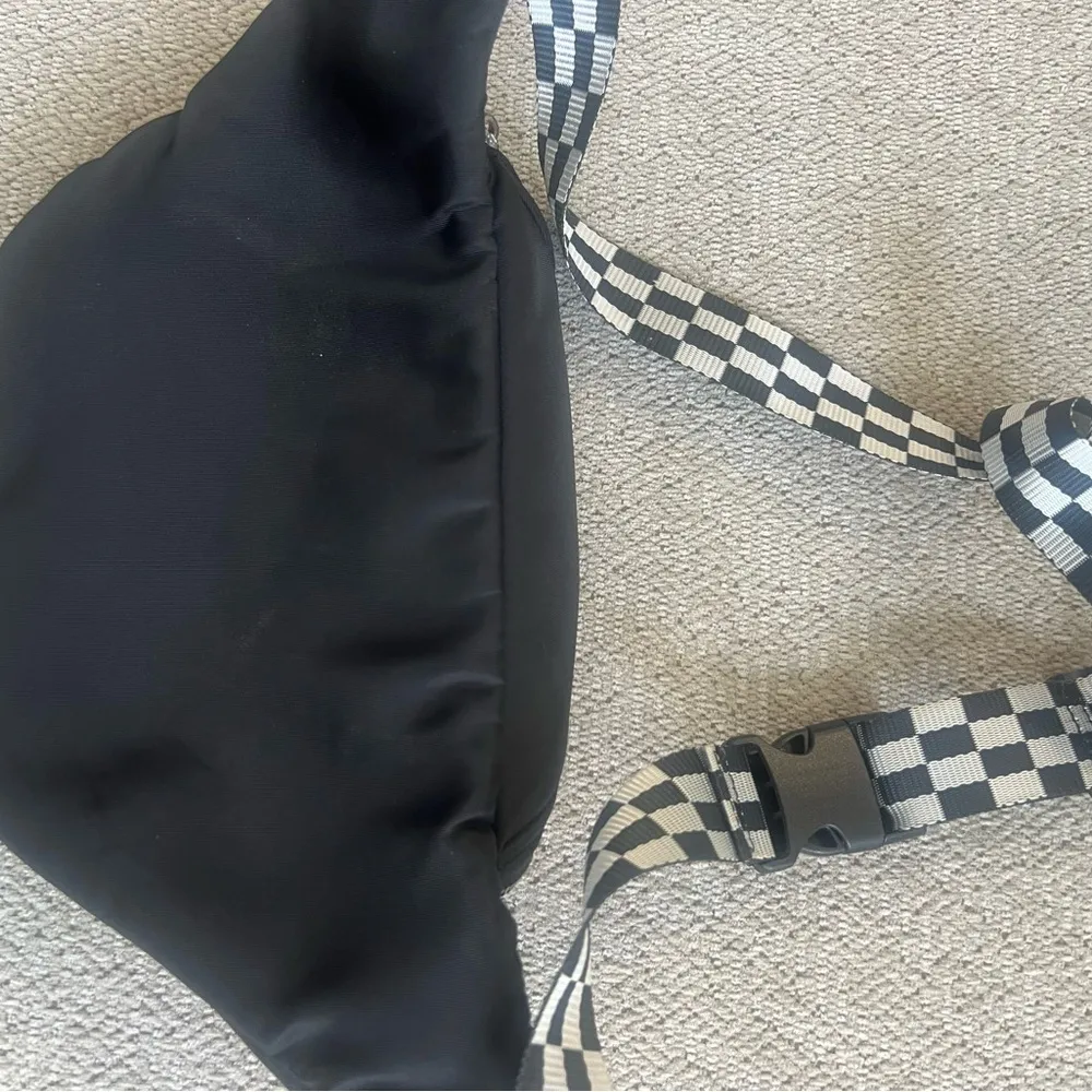 Checkerboard LD fanny pack Black - Image 5