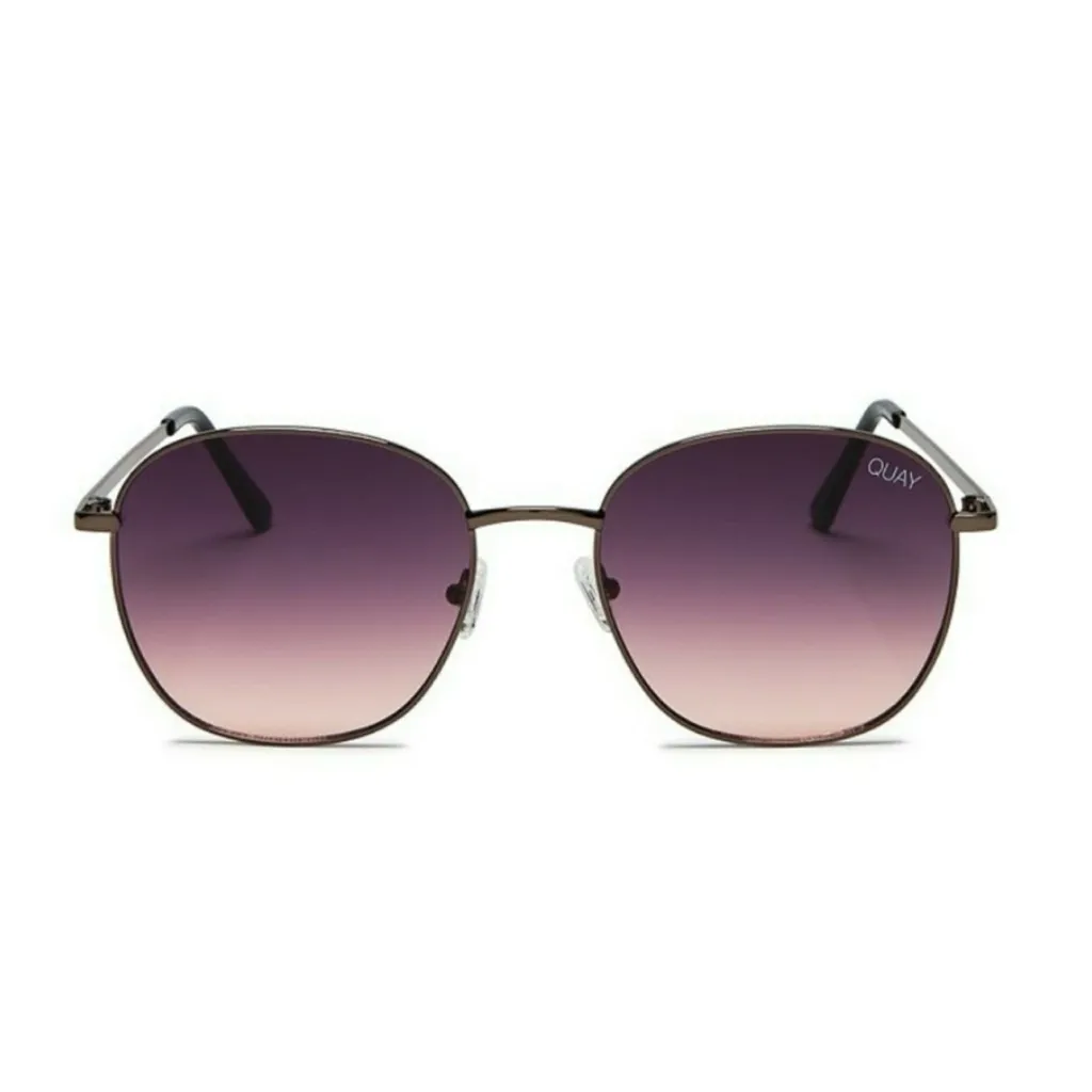 Quay Australia - Jezabell Sunglasses in Gunmetal/ Navy to Peach Lens new in case - Image 15
