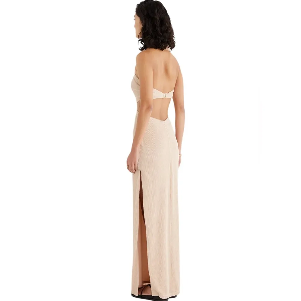 REVOLVE- Rumer Cassidy Maxi Dress Size M NWT!! Sold out online! - Image 3
