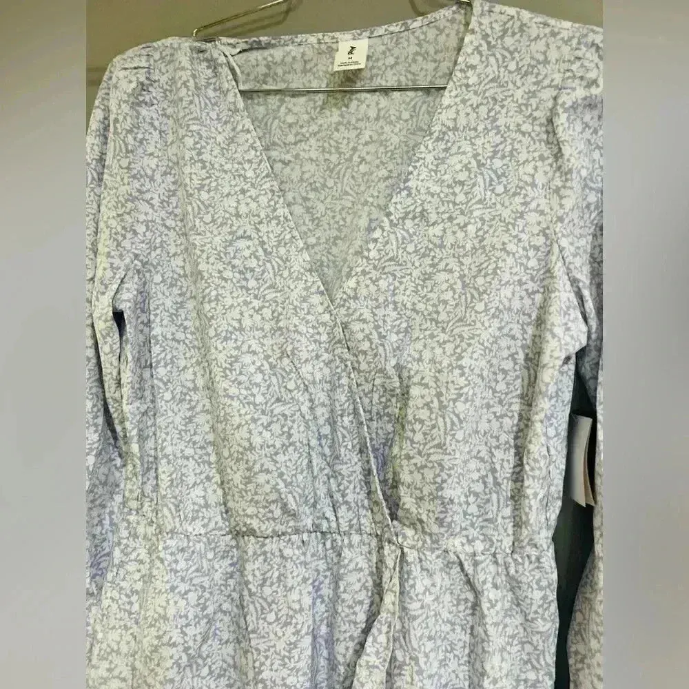 Abound dress Med Long Sleeve Lavender Floral Ruffle Surplice Mini Dress - Image 8