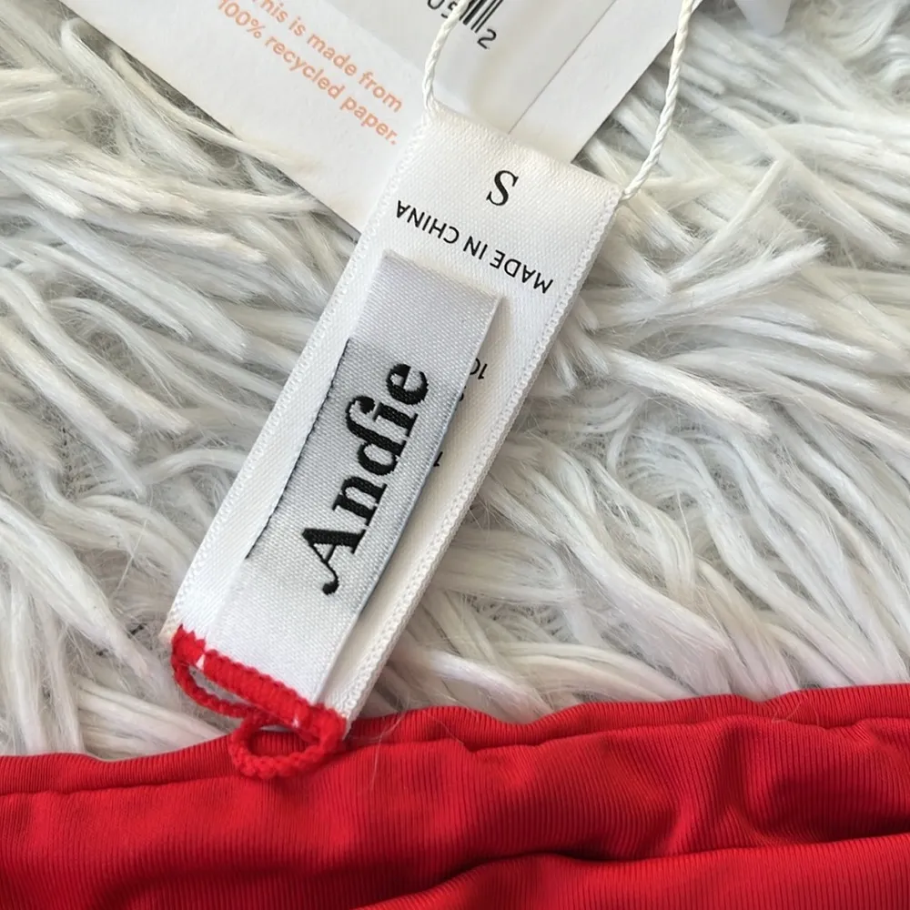 Andie The Cheeky Bikini Bottom in cherry red size Small - Image 4