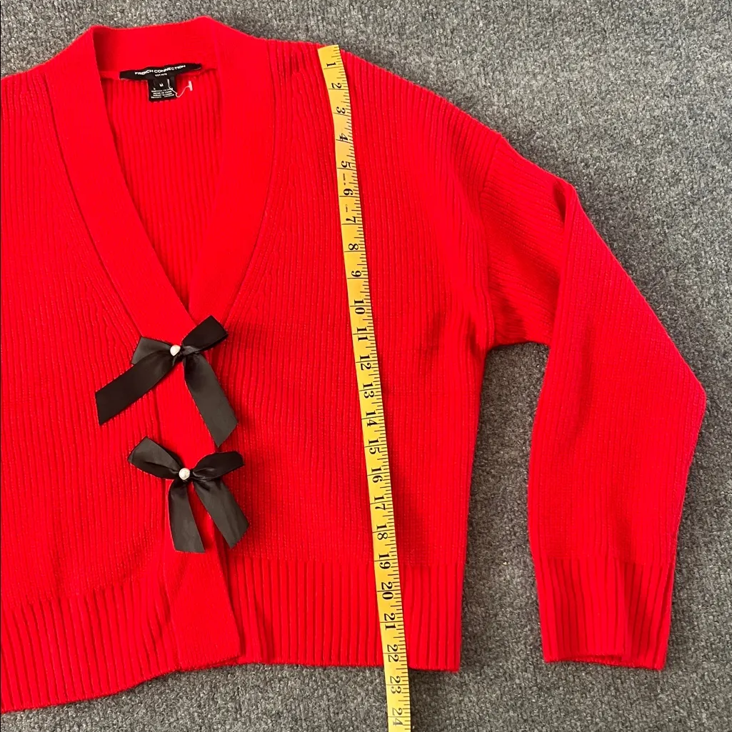 Red Sweater fwith Bow Accents Size M NWOT - Image 8