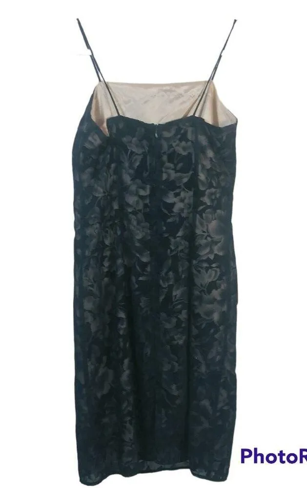 Alyn Paige Vintage Blue Dress Velour Floral Pattern Size 7/8 - Image 2