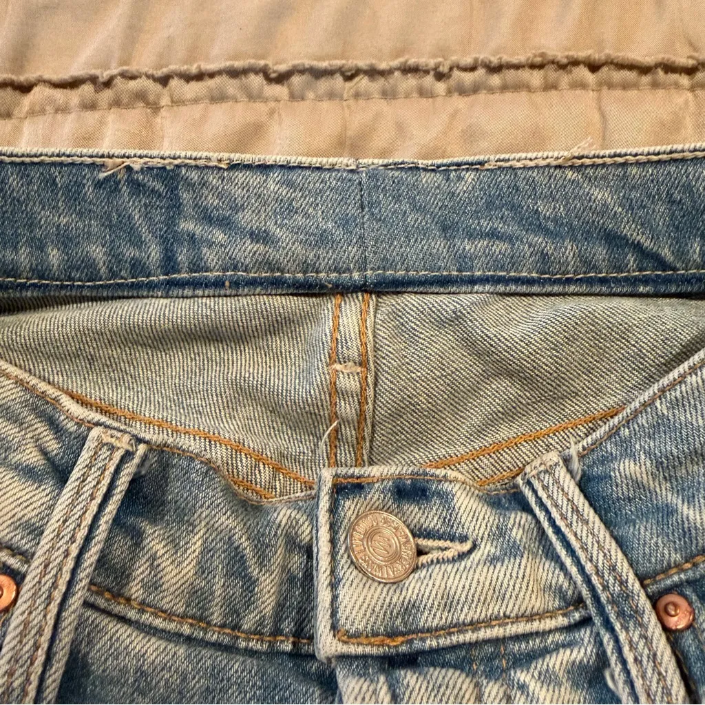 MOTHER The Tripper Cutoff Fray Denim Jean Shorts Skating On Thin Ice 26 Blue - Image 8