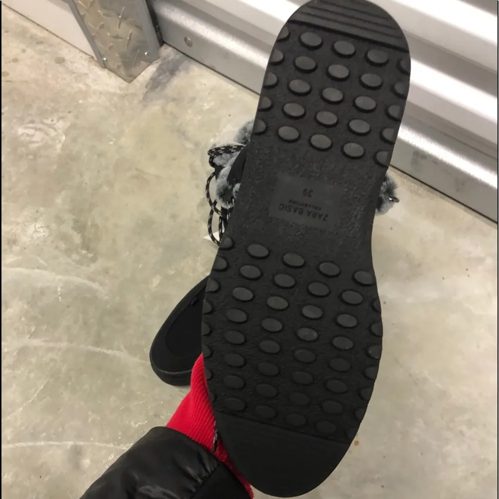 ZARA Chunky Sole Faux Fur Lining Mountain-Style Ankle Lace-Up Boots Size 39/8 BN - Image 10