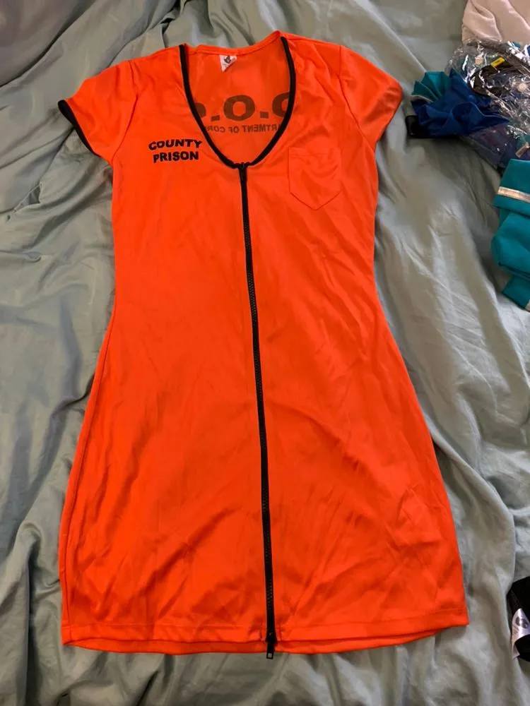 DOC Convict Costume Orange Size M - Image 2